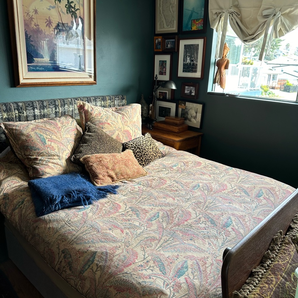 Lauren Ralph Lauren duvet cover w 2 euro shams. Elegant sophisticated bedroom - Picture 2 of 15
